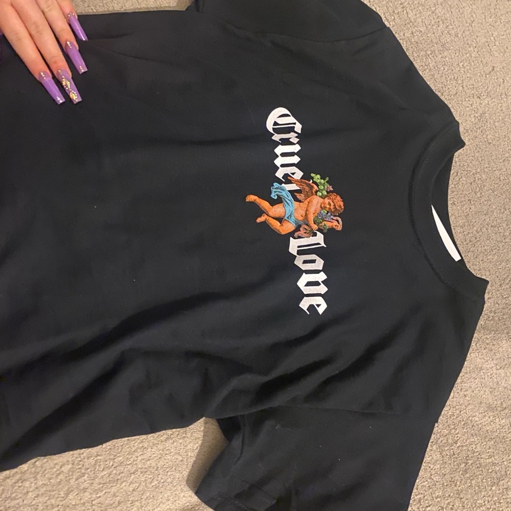 graphic tee